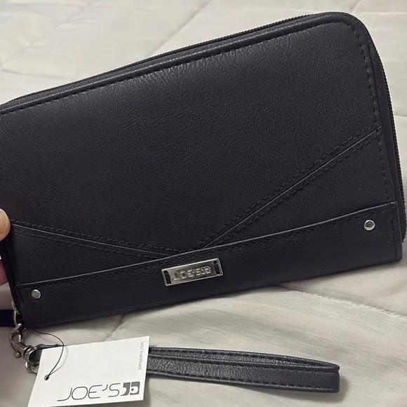 Joe's Jeans Black Women's Clutch Wallet NWT - Picture 1 of 6
